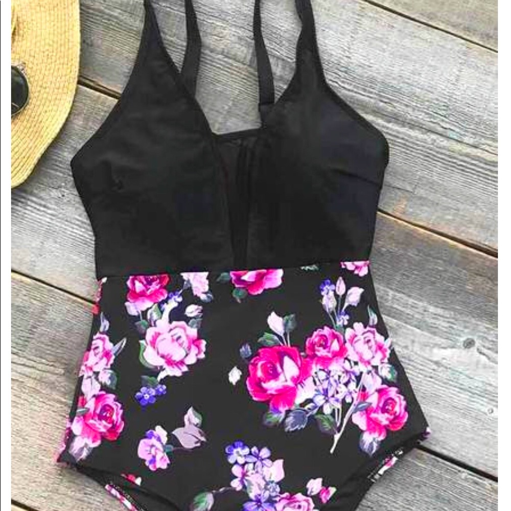 Cupshe floral one piece